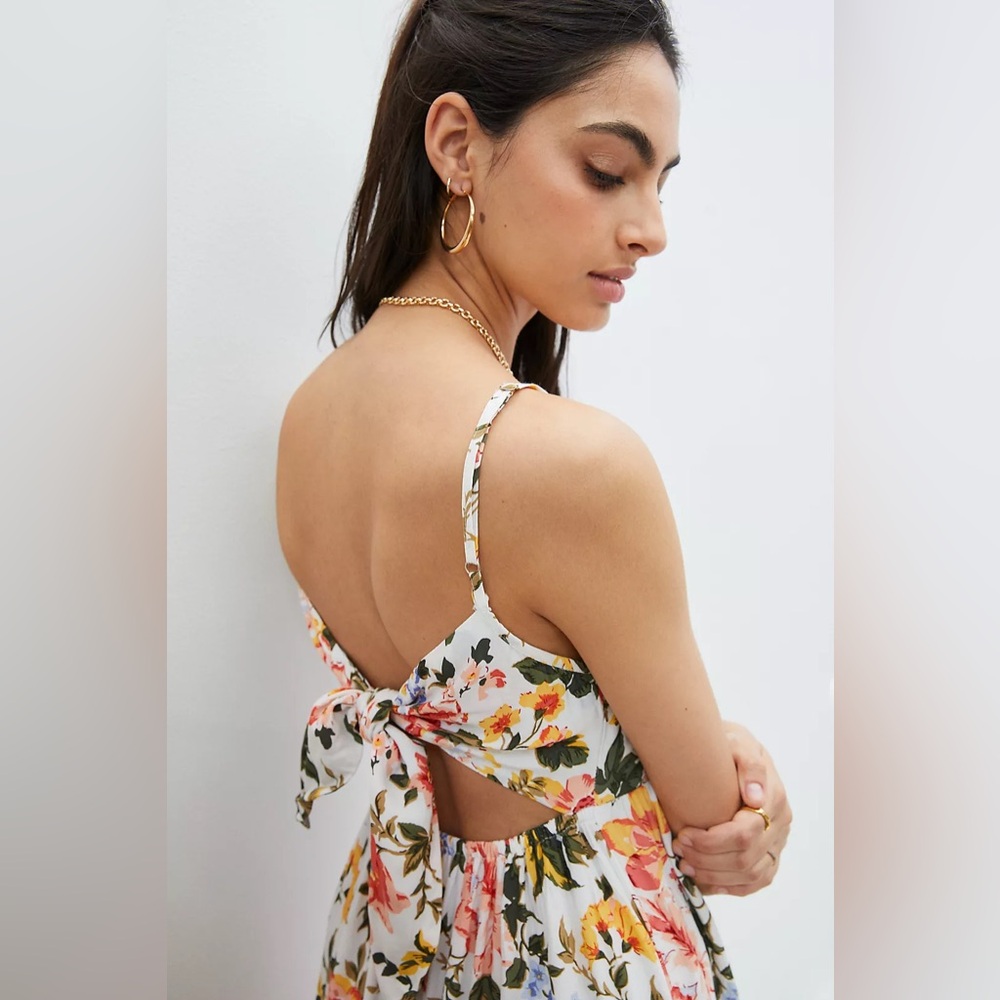 Faithful the Brand•Corvina Midi Dress in Teatro
Floral Print Size 2/XS - Picture 4 of 11